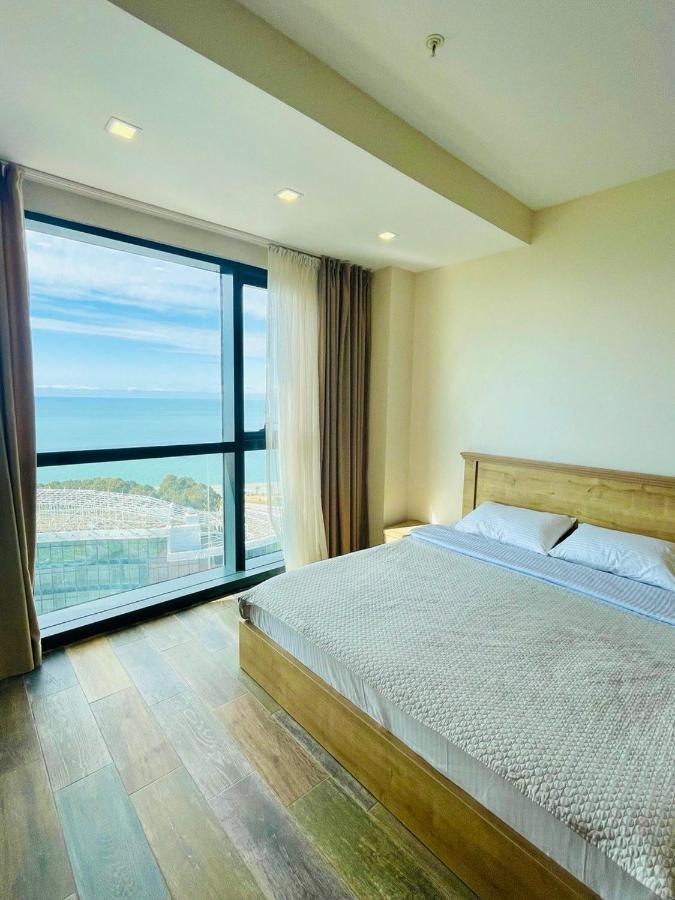 Balmaral Apart Hotel บาทูมิ ภายนอก รูปภาพ