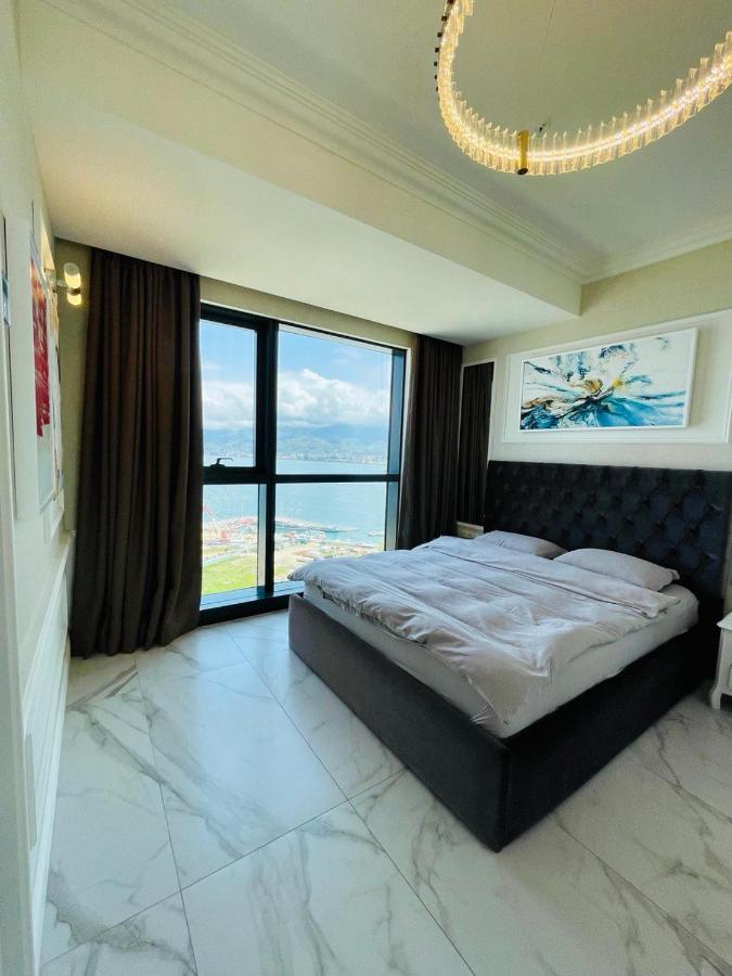 Balmaral Apart Hotel บาทูมิ ภายนอก รูปภาพ